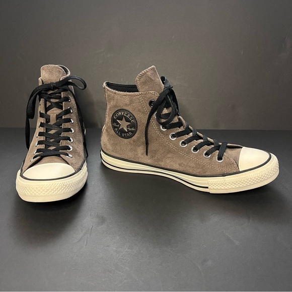 Converse Chuck Taylor Suede High-Tops in Engine Smoke - Wmns 9.5 , Men’s 7.5 - Picture 1 of 12